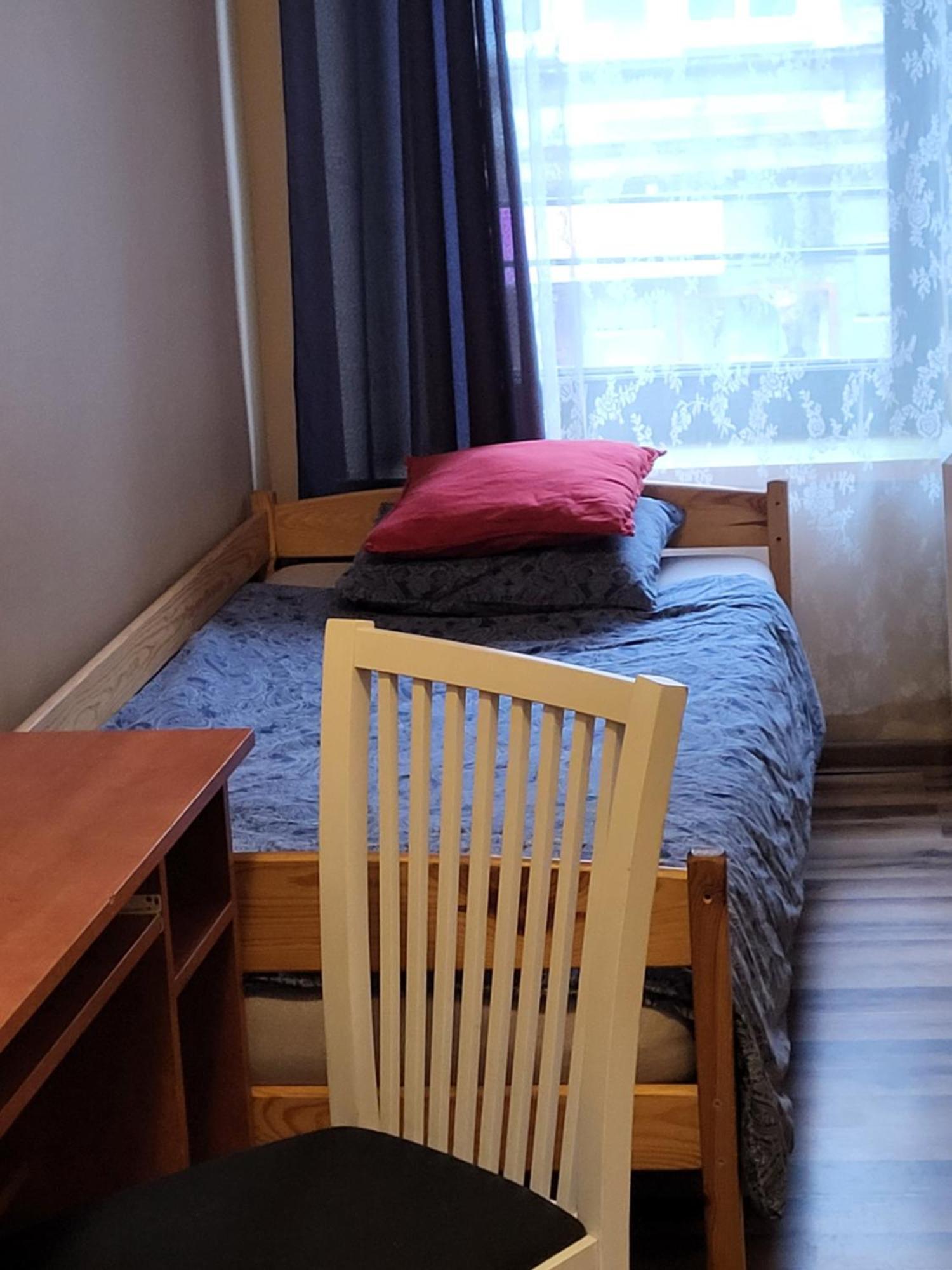 Hostel Gliwice Centrum Parking Eksteriør billede