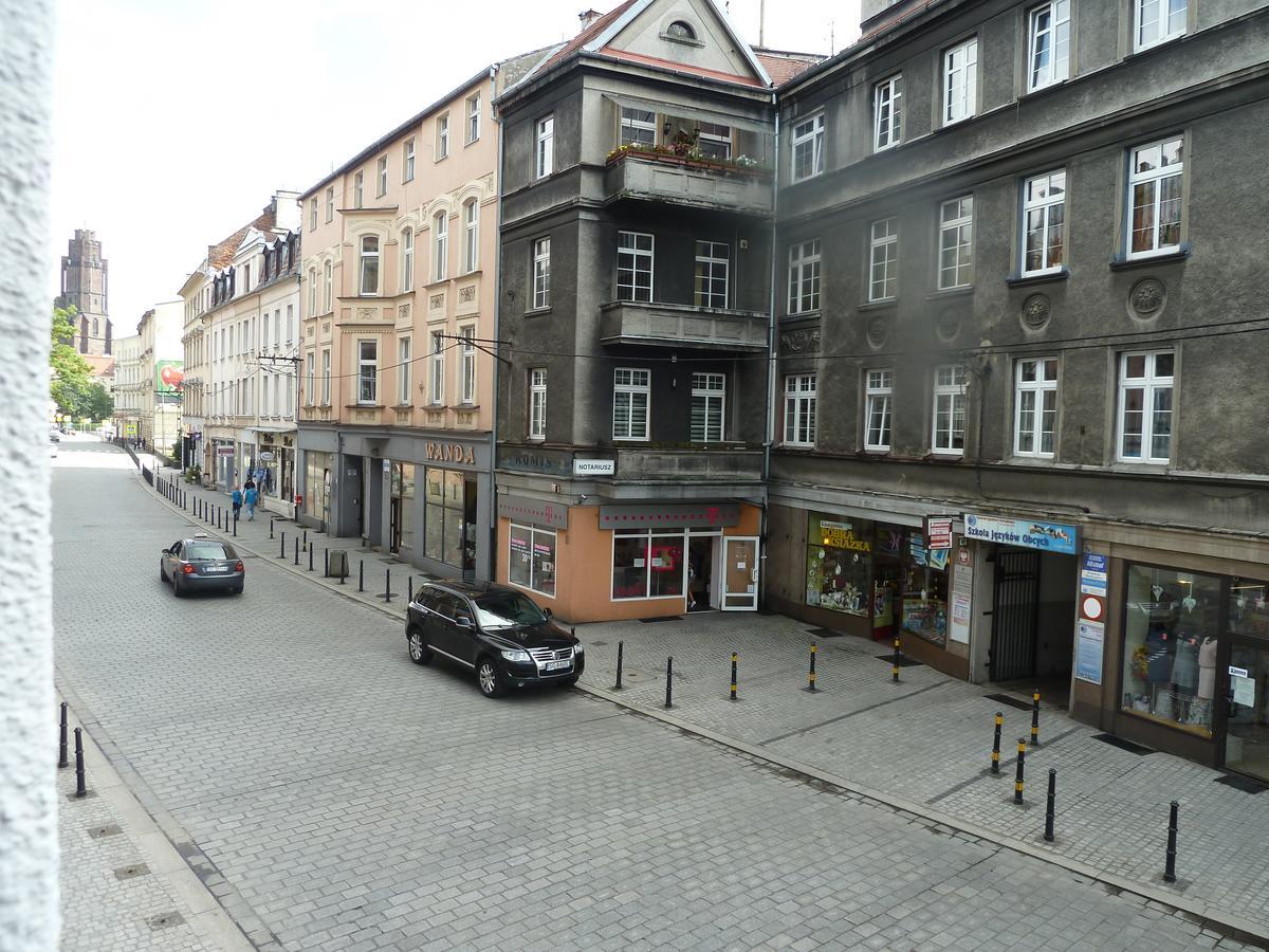 Hostel Gliwice Centrum Parking Eksteriør billede